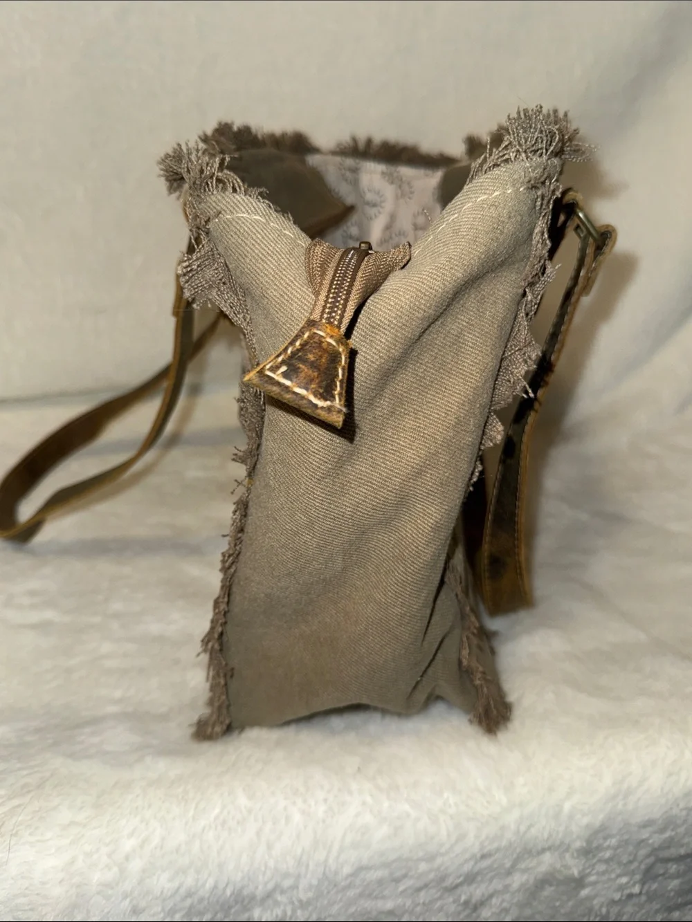Myra Bag Brown & Cream Woven Tribal Tote - Picture 11 of 12